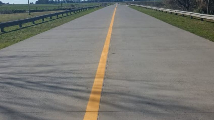 Con tareas en zona urbana y localidades rurales, avanza la demarcación y señalización vial