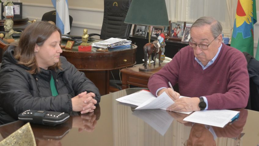Se firmó el contrato para iniciar los trabajos de remodelación del Mercado Municipal