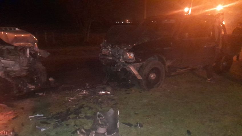 Impactante choque frontal no dejó heridos