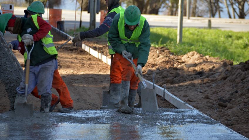 Corte de tránsito por el avance de obra de pavimentación de avenida Dorrego