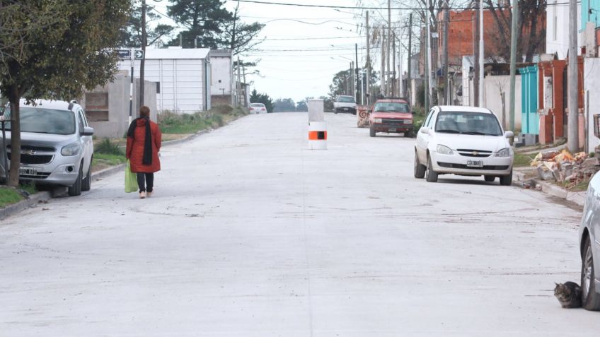 Iparraguirre recorrió la pavimentación de calles de la zona norte de Tandil