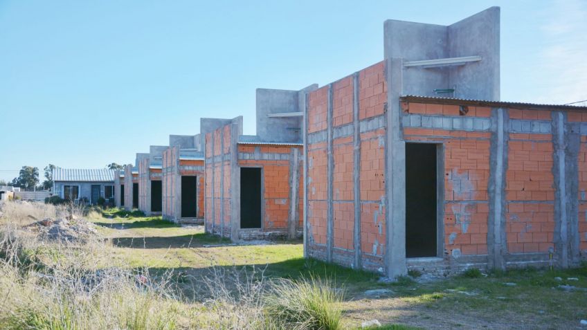 En Benito Juárez y Adolfo Gonzales Chaves avanza la construcción de 60 viviendas 