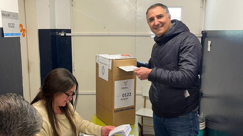 Votó Gonzalo Santamarina