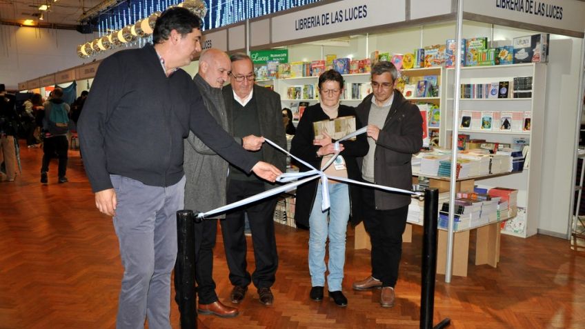 Inauguró la Feria del Libro