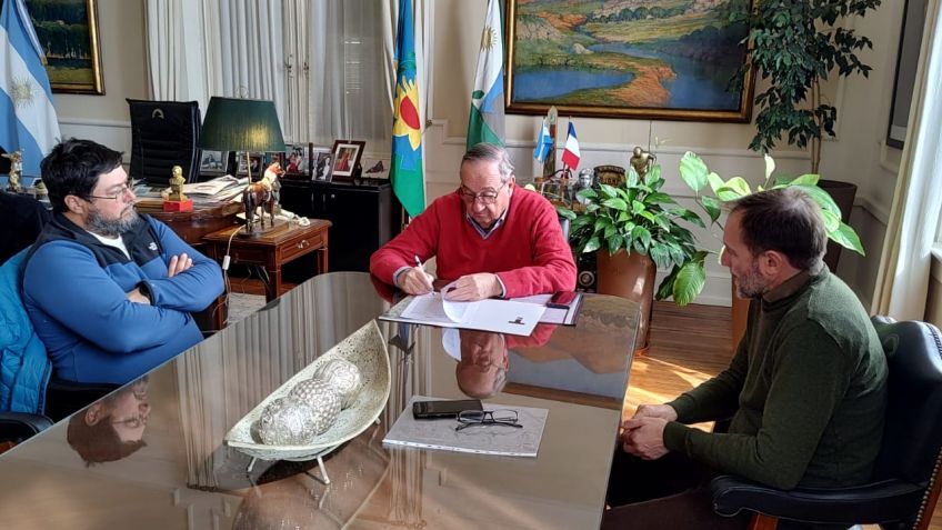 El Municipio firmó contrato para el inicio de nuevas obras de infraestructura vial