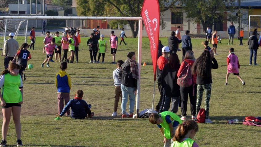 El programa Los Barrios Juegan llega mañana sábado a San Cayetano