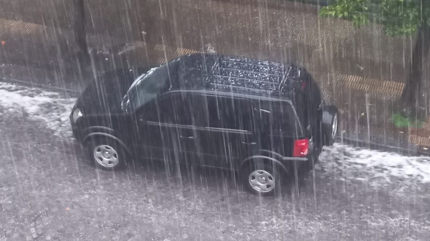 El agua trajo una fuerte granizada en Tandil