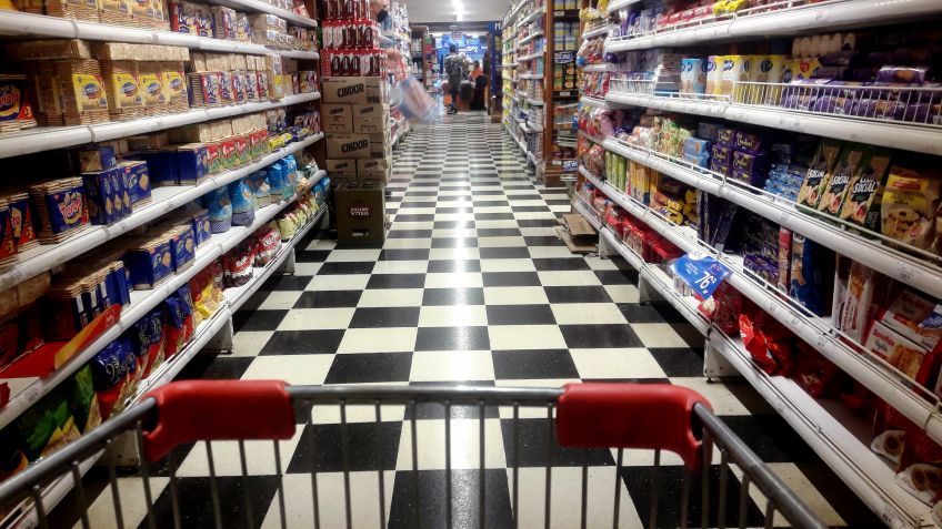 La AFIP puso en marcha el programa "compre sin IVA" para la devolución del 21% de las compras con débito