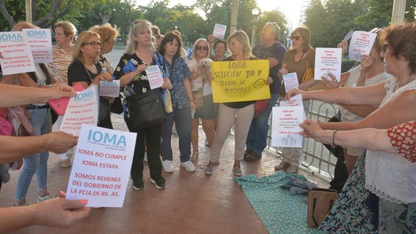 Afiliados a IOMA convocan a una protesta por el nuevo corte de las prestaciones