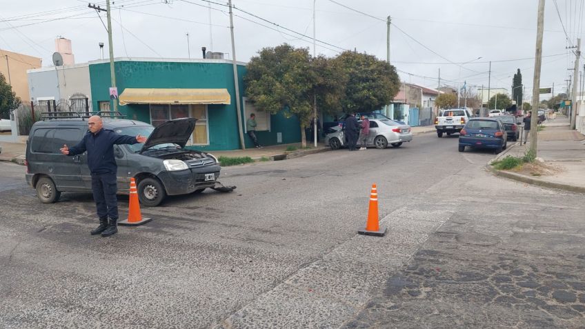 Choque sin heridos en Ameghino y Beiró