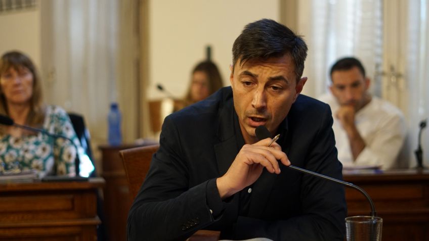 Méndez pidió respuestas al Ejecutivo sobre la luminaria del Estadio y los Residuos Urbanos