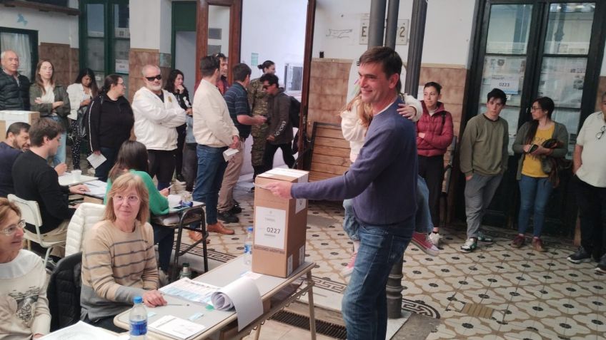 Votó Rogelio Iparraguirre