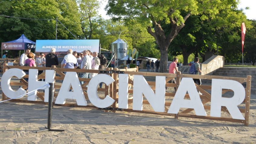La nueva edición del Chacinar llega con el Salame más Largo del Mundo