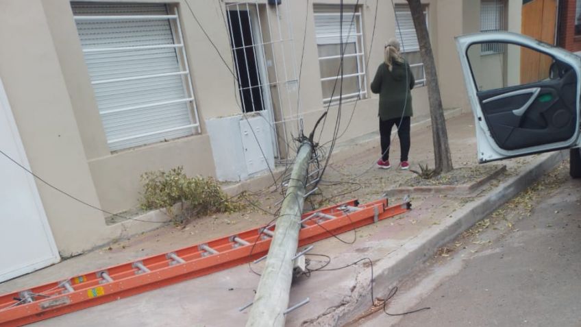 Un operario se cayó del poste en el que estaba trabajando