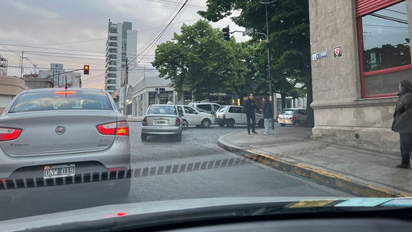 Nuevamente se observaron largas filas de vehículos en las estaciones de servicio