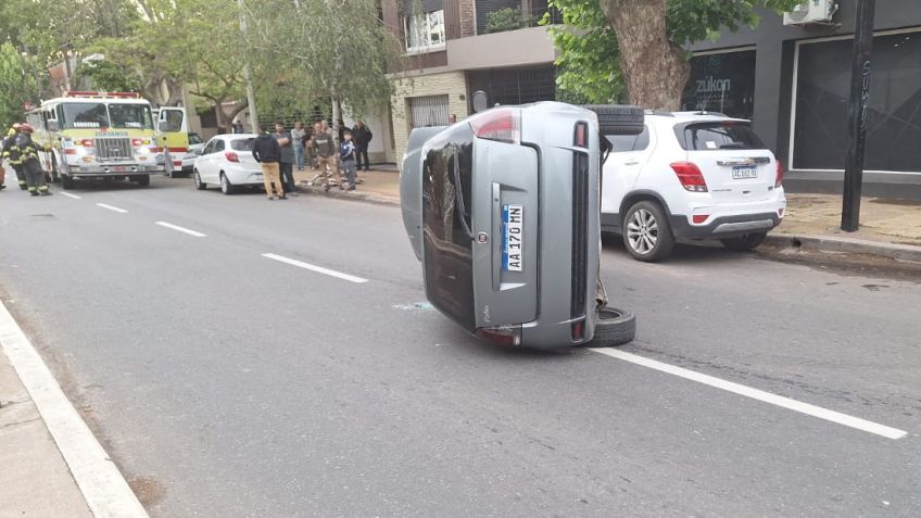 Se produjo un vuelco en Avenida Avellaneda