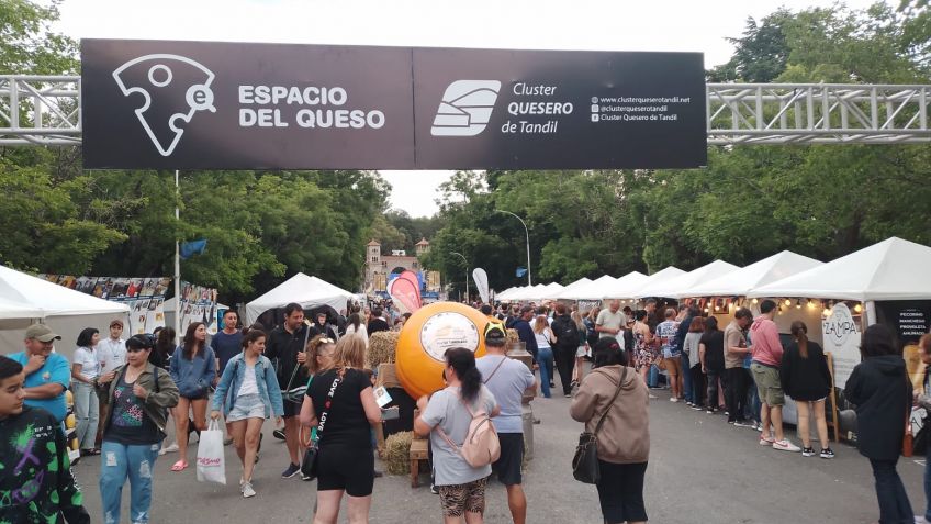 Continúa la Fiesta del Queso Tandilero