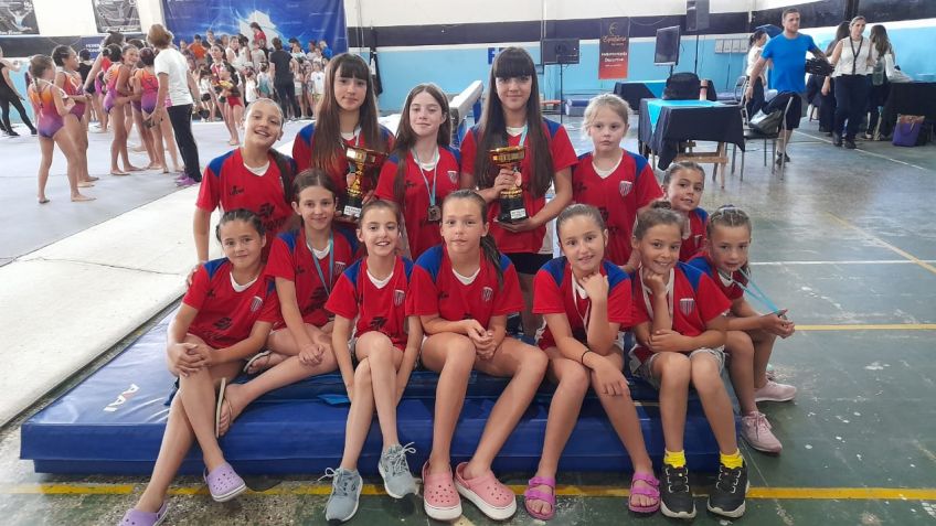 Ferro fue subcampeón de Copa Bonaerense y campeón en el Nivel 1 en la Lucila del Mar