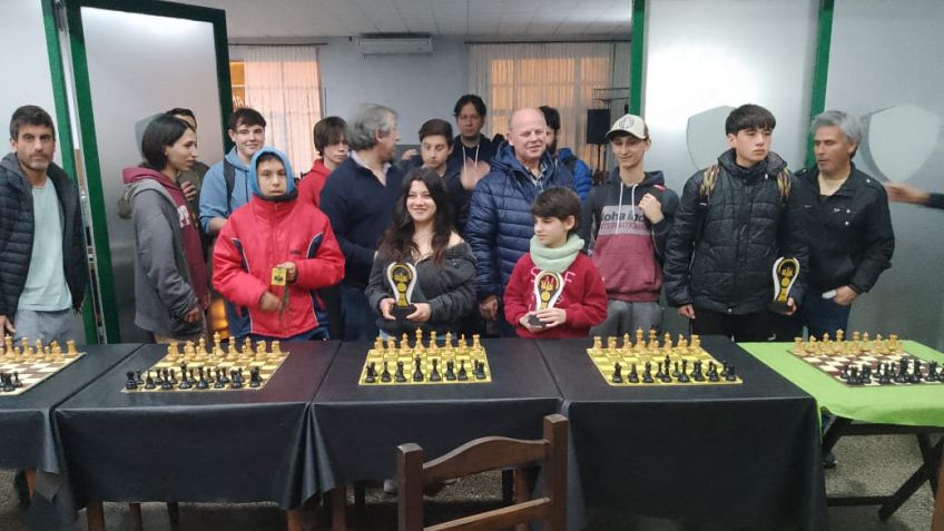 Torneo de fin de año "Premio 69 Aniversario del Club Talleres"