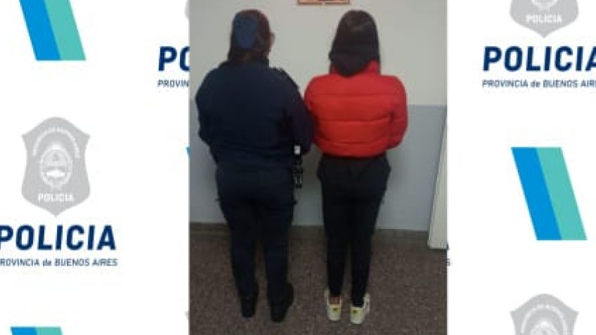 Detienen a una mujer que transitaba en una moto robada