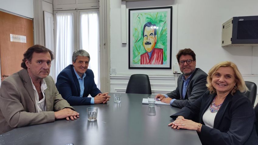 Nicolini y concejales de Alternativa Tandil se reunieron con el diputado Diego Garciarena
