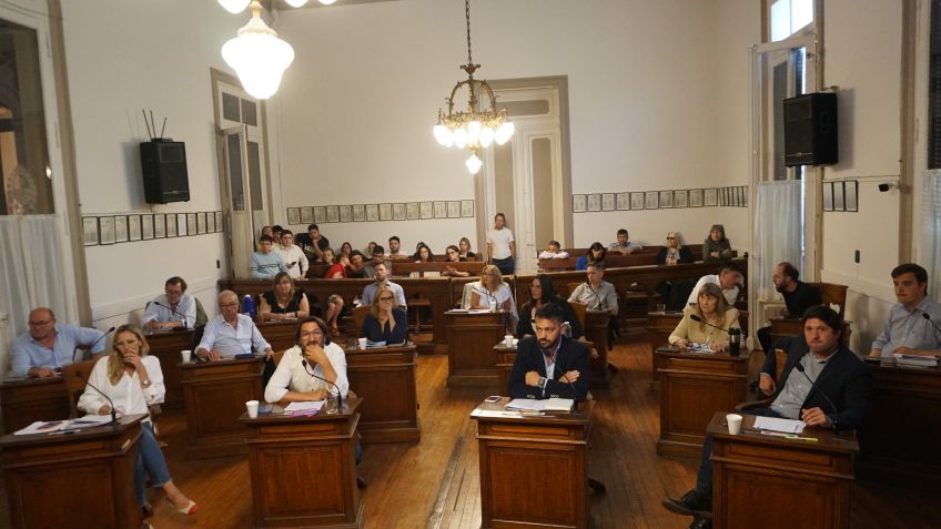 Por amplia mayoría, el Concejo le aprobó el presupuesto al intendente Lunghi