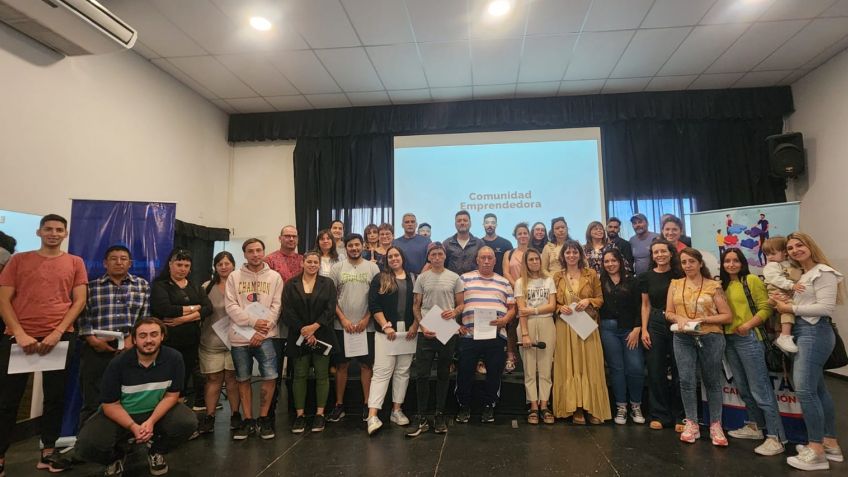 Emprendedores locales recibieron aportes para fomentar y potenciar sus proyectos