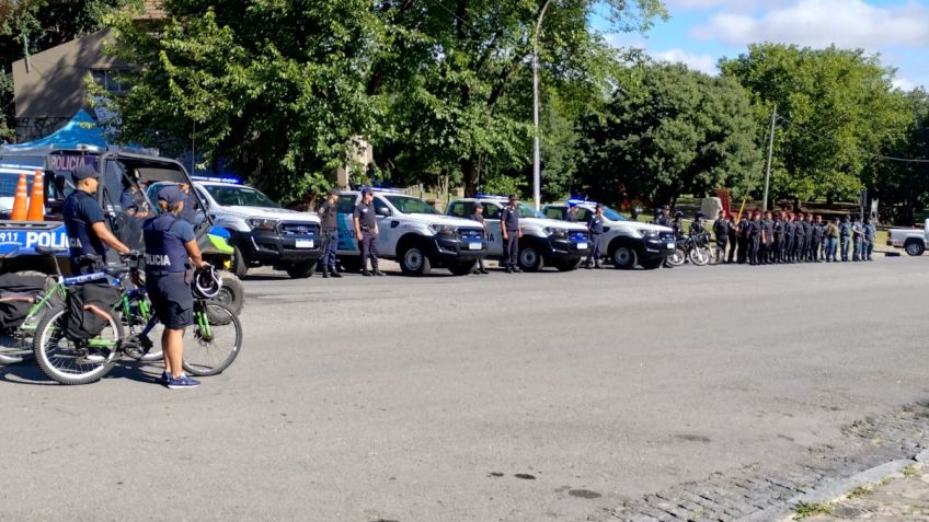 Con la presencia del Intendente, la policía puso en marcha el Operativo De Sol a Sol