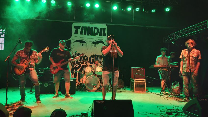 Villa Gaucho Rock llenó de música la Universidad Barrial