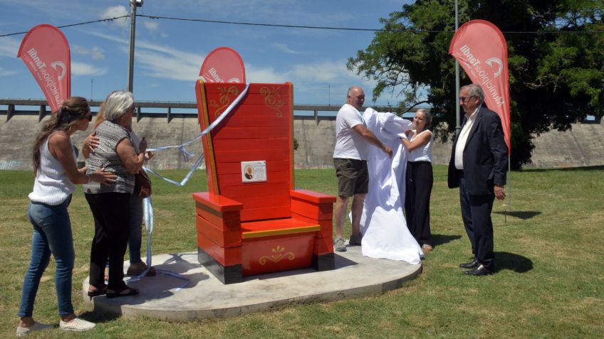 El Municipio homenajea al "Papá Noel Raúl Onorado" en el Parque de la Industria y el Comercio