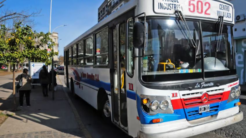 "No consideramos la creación de una tasa para solventar el transporte público"