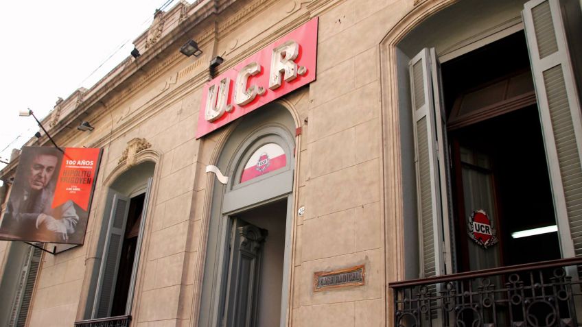 UCR Tandil: "Las posturas autoritarias de los iluminados nunca sirvieron de base para los cambios profundos"