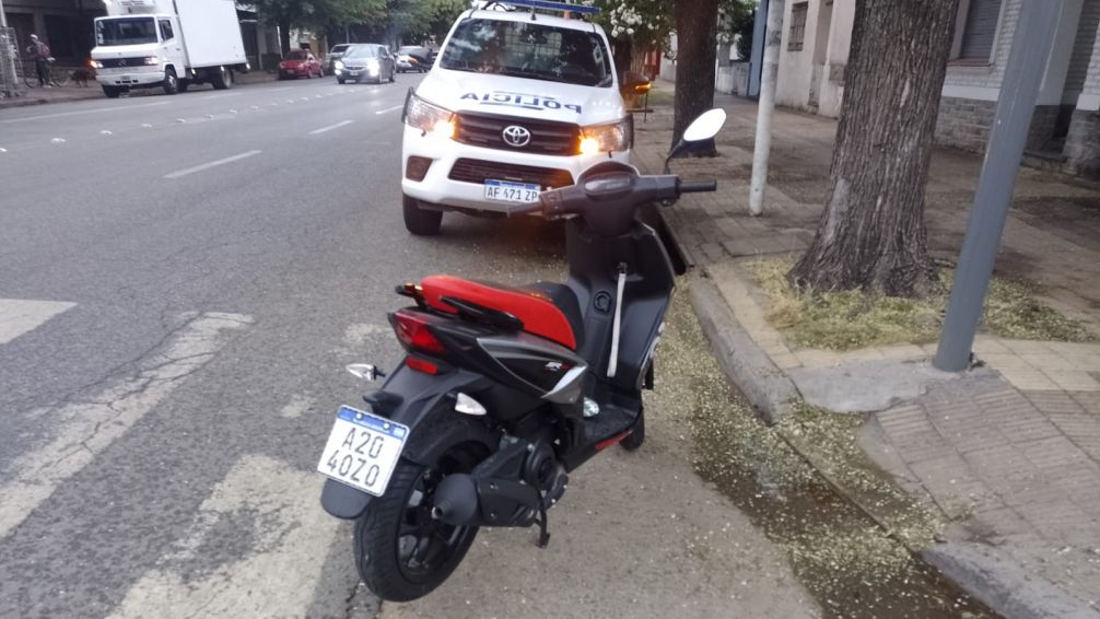 Se produjo un choque en Perón y Montevideo