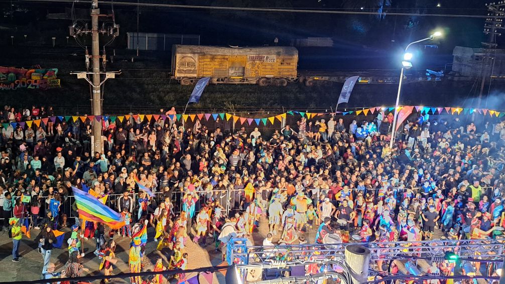 Ante una multitud, se realizó la última noche del "Carnaval de mi Tandil"