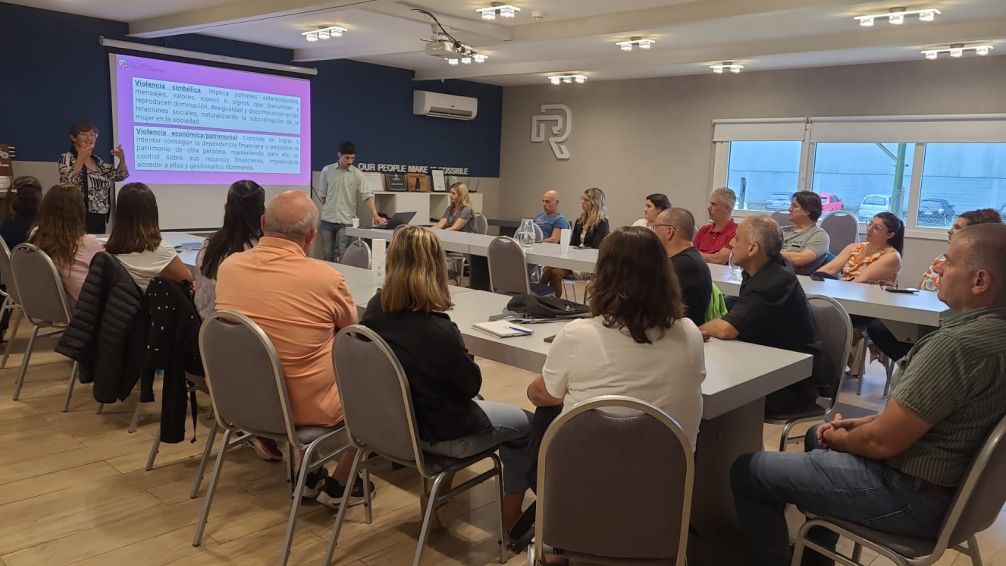 Empresas del Parque Industrial se capacitaron en el programa Micaela Participativa