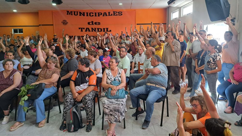 Municipales rechazaron la propuesta salarial y anunciaron un posible paro