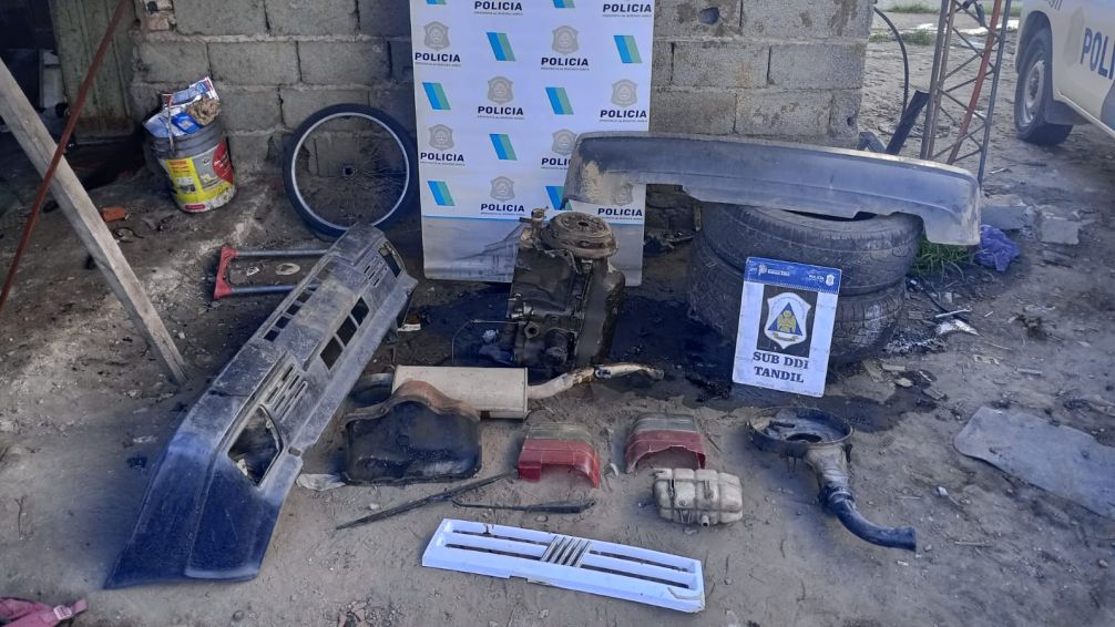 Encontraron autopartes de un coche robado