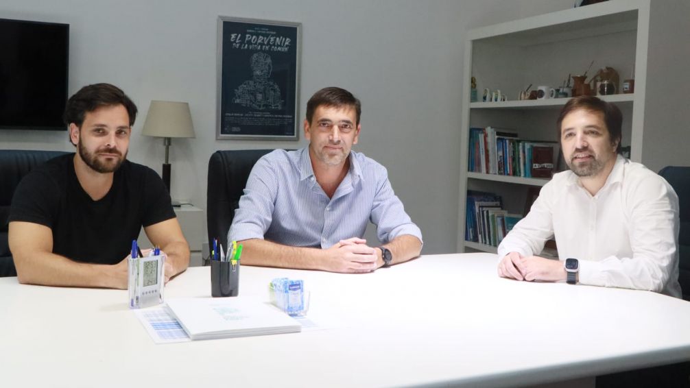 Iparraguirre mantuvo una reunión de trabajo con el Ministro Provincial de Salud