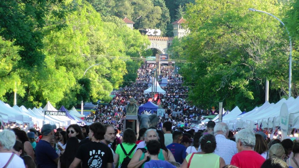 Tandil cierra el fin de semana extra largo "a tope"