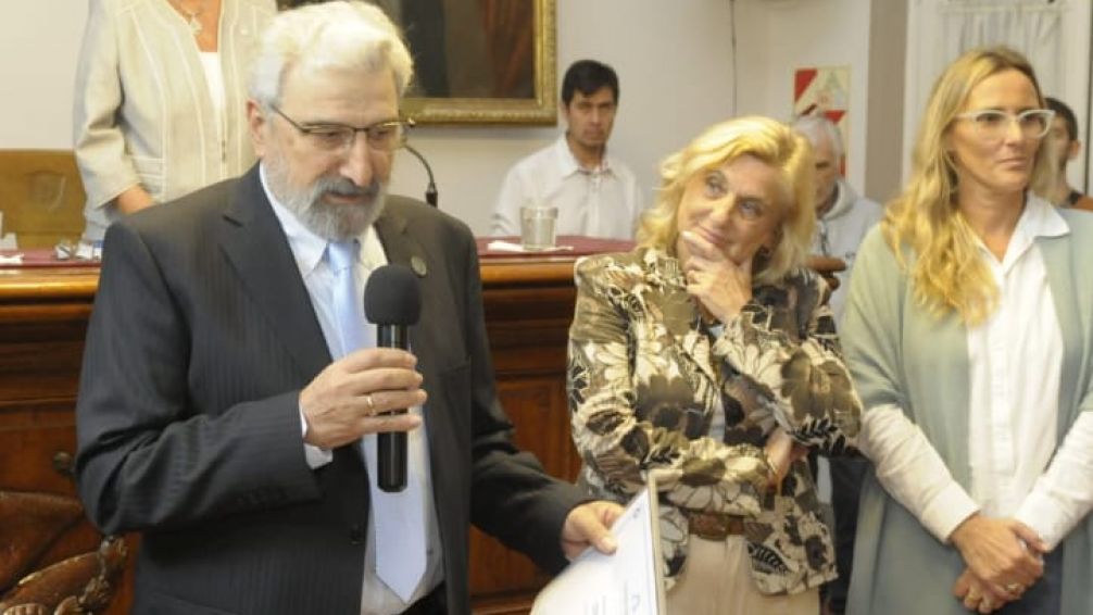 El Concejo reconoció a Alberto "Beto" Gauna por la realización de la película Cerro de Leones