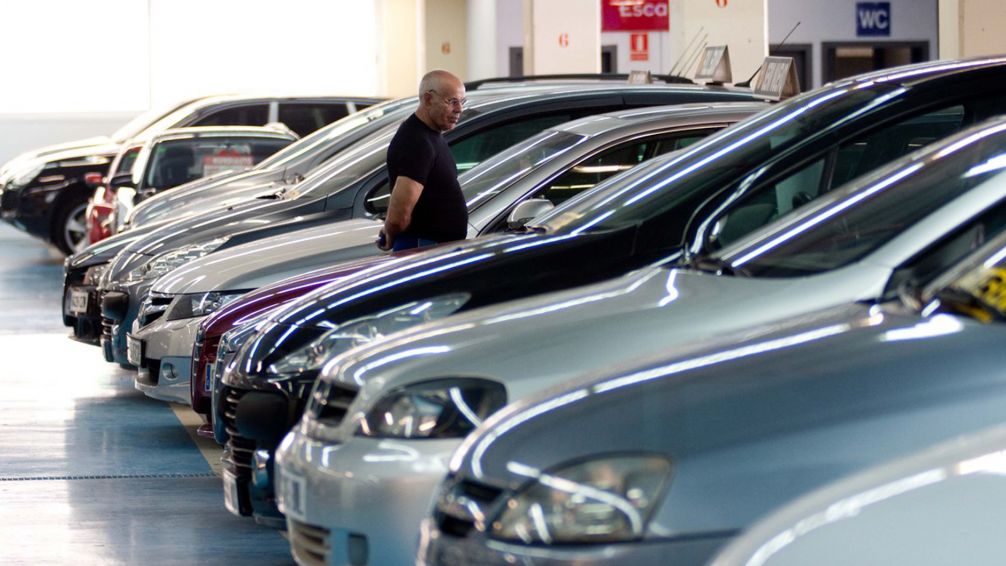 En febrero el mercado del coche usado se mantuvo estable, en tanto en 0 KM se vio una fuerte recuperación