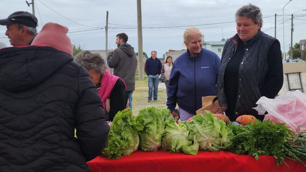 Tuvo muy buena aceptación el Mercado Alimentario Barrial en La Movediza