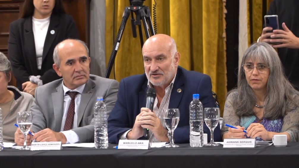 El rector de la UNICEN participó de un encuentro junto al gobernador Kicillof