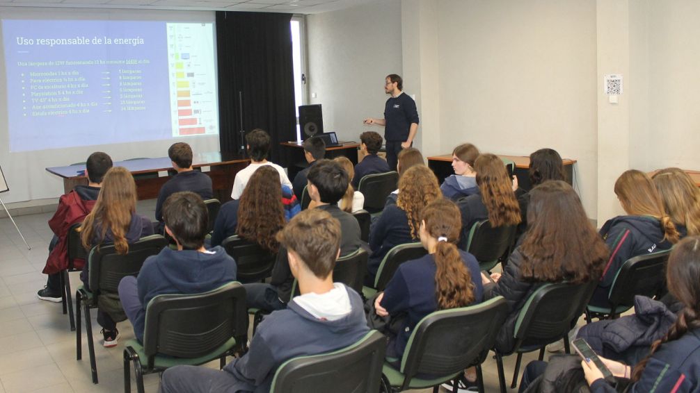 Con alumnos de SAFA, comenzó una nueva edición del ciclo de Usina Educa