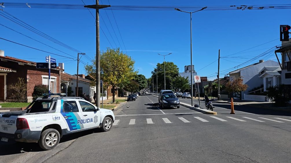 Jóvenes con distintas lesiones en un choque múltiple por alcance en Avellaneda y Marti