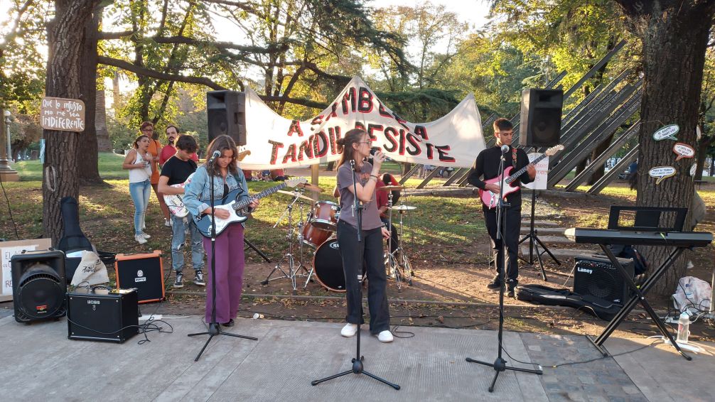Se realizó un nuevo "Festival de Necesidad y Urgencia"