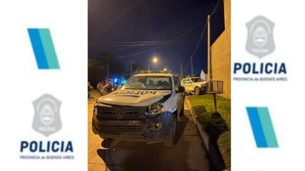 Un móvil policial chocó en el marco de una persecución