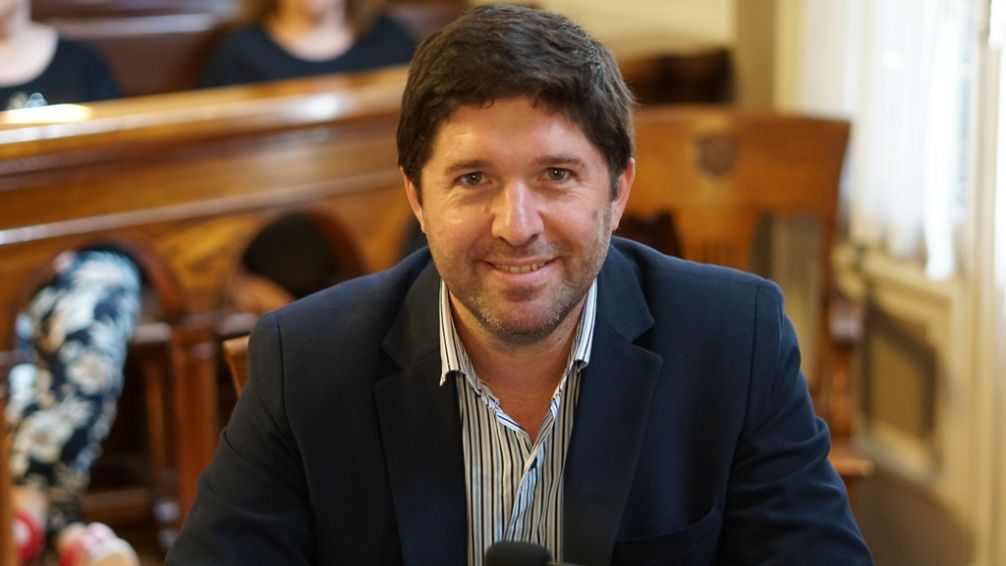 Federico Martínez presentó un proyecto de ordenanza para valorizar el legado de los picapedreros de Tandil