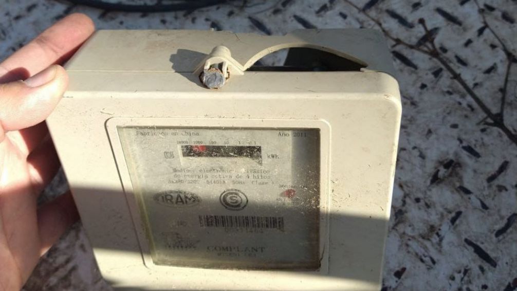 Robaron 70 metros de cable en el Barrio Arco Iris