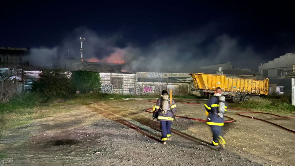 Se incendio un galpón de la ex Ronicevi